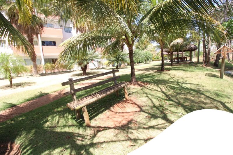 Condomínio PONTAL DO LAGO em  